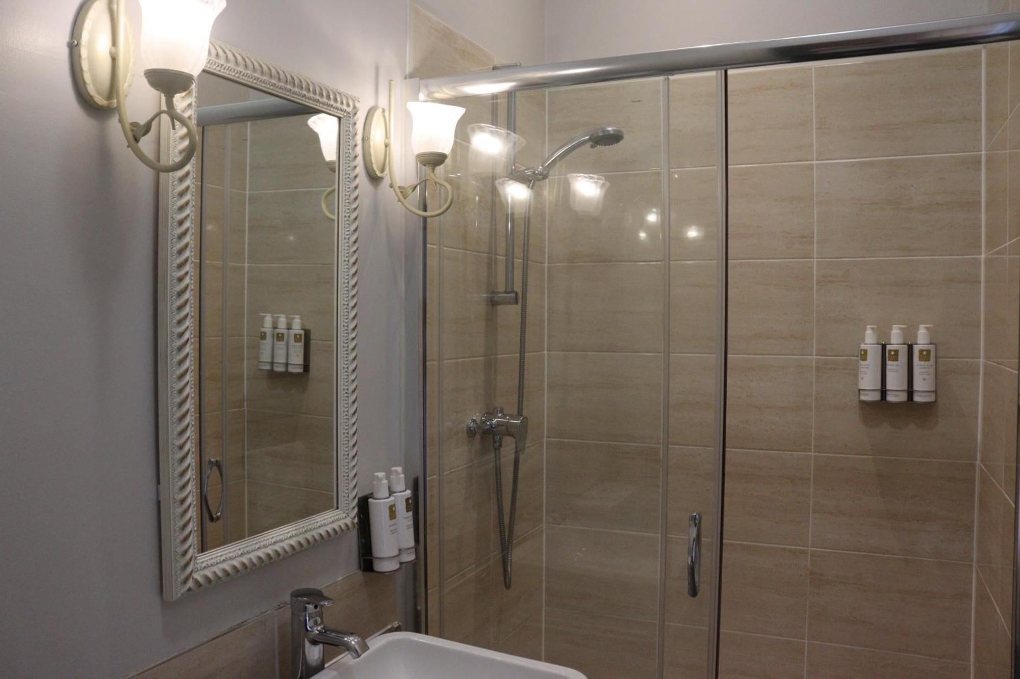 קנדל The Gateway Hotel מראה חיצוני תמונה